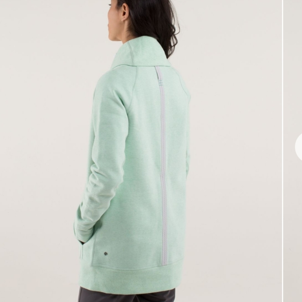 Lululemon Yin to My Yang Cardi - Picture 2 of 16